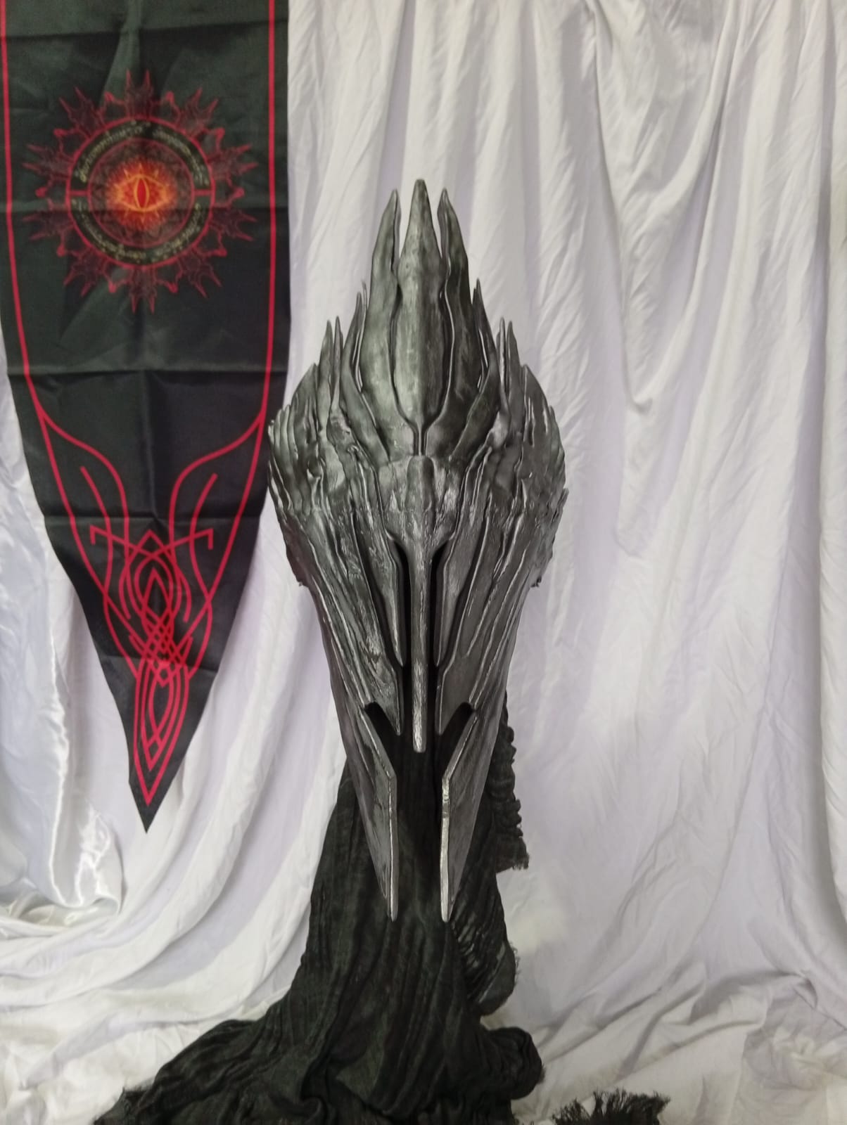 Helm des Hexenkönigs von Dol Guldur — Der Hobbit
